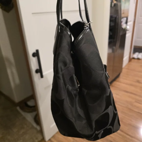 COACH Floral Applique Shoulder Bag - Picture 11 of 12